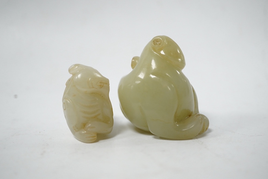 Two Chinese jade animal carvings, largest 5cm high. Condition - good